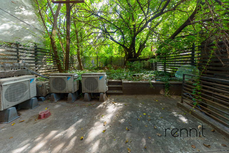 1042 Flushing Ave, Apt 3R Image 16