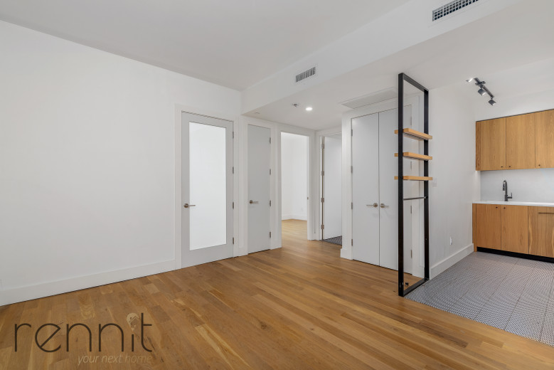 633 Marcy Ave, Apt 403 Image 1