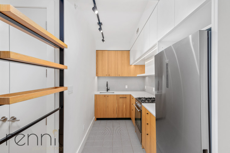 633 Marcy Ave, Apt 403 Image 2