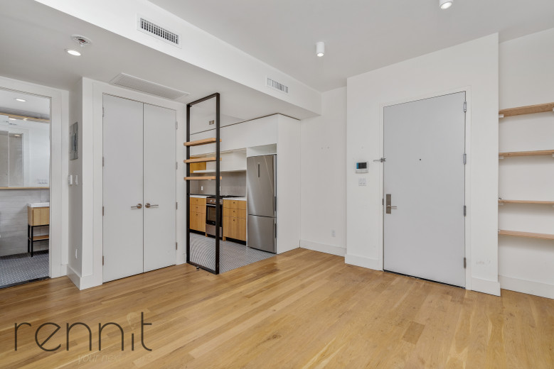 633 Marcy Ave, Apt 403 Image 7