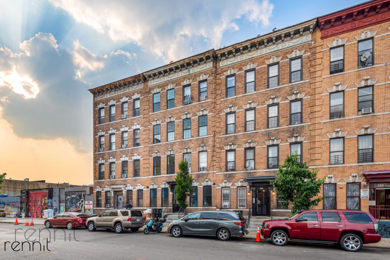 127 Thames St, Apt 4L Image 14