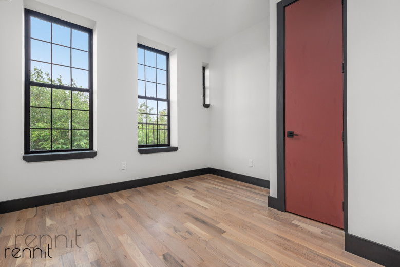 127 Thames St, Apt 4L Image 9