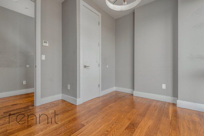 853 Lexington Ave, Apt 5A Image 10