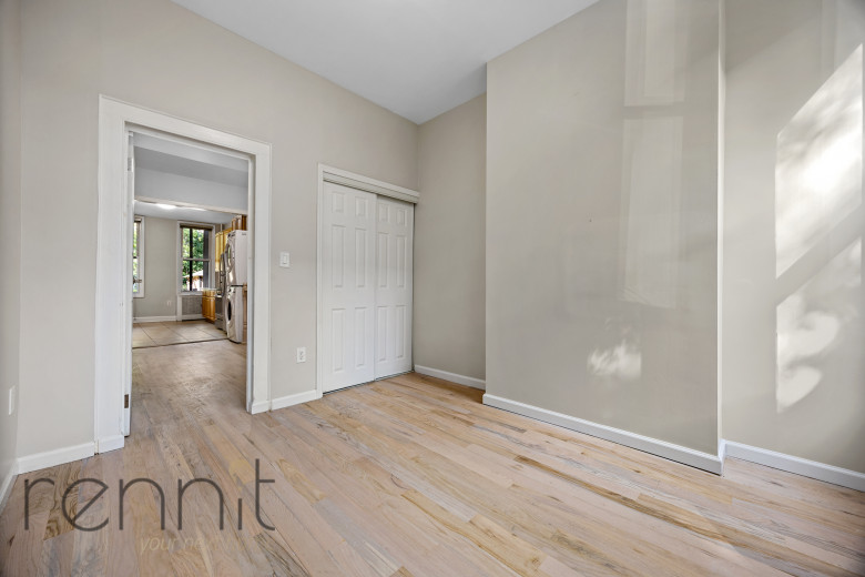 60-85 54th St, Apt 1R Image 9