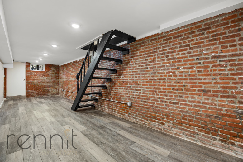 60-85 54th St, Apt 1R Image 10