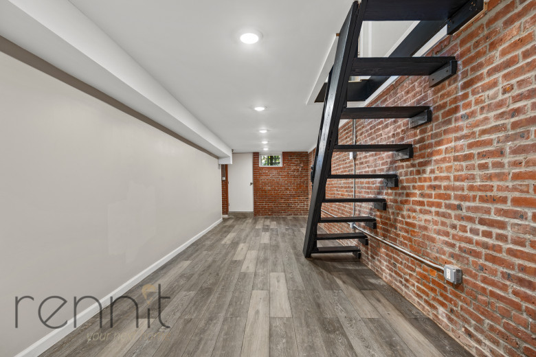 60-85 54th St, Apt 1R Image 12