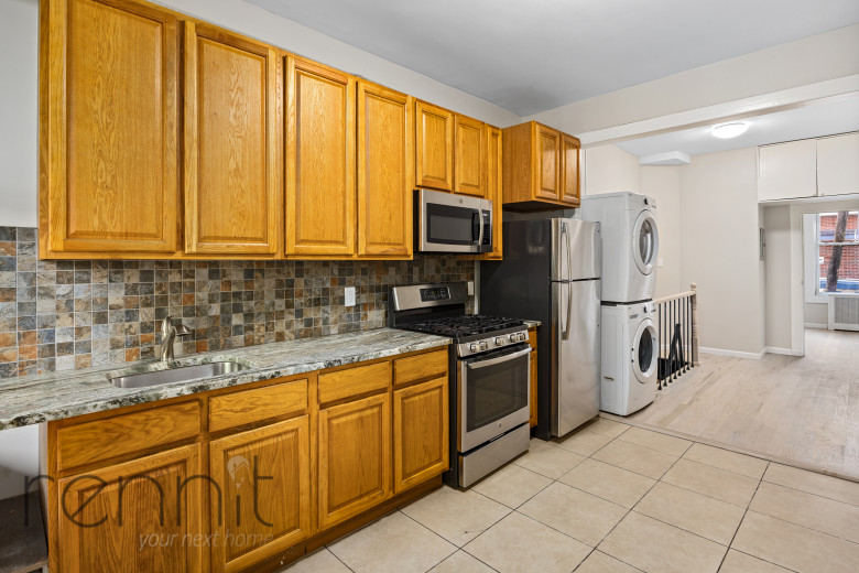60-85 54th St, Apt 1R Image 4
