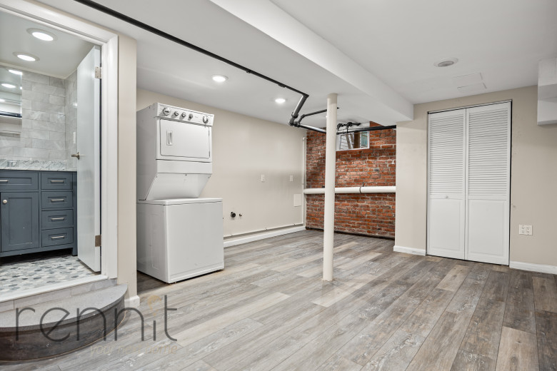 60-85 54th St, Apt 1L Image 12