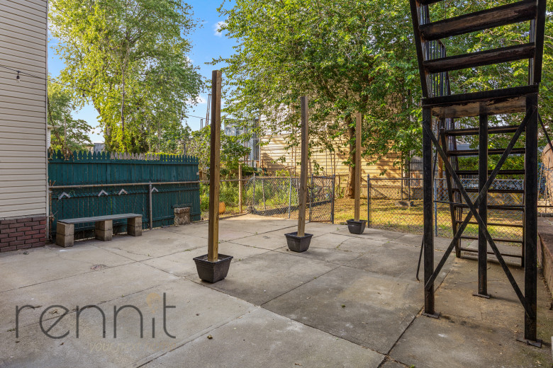 60-85 54th St, Apt 1L Image 15