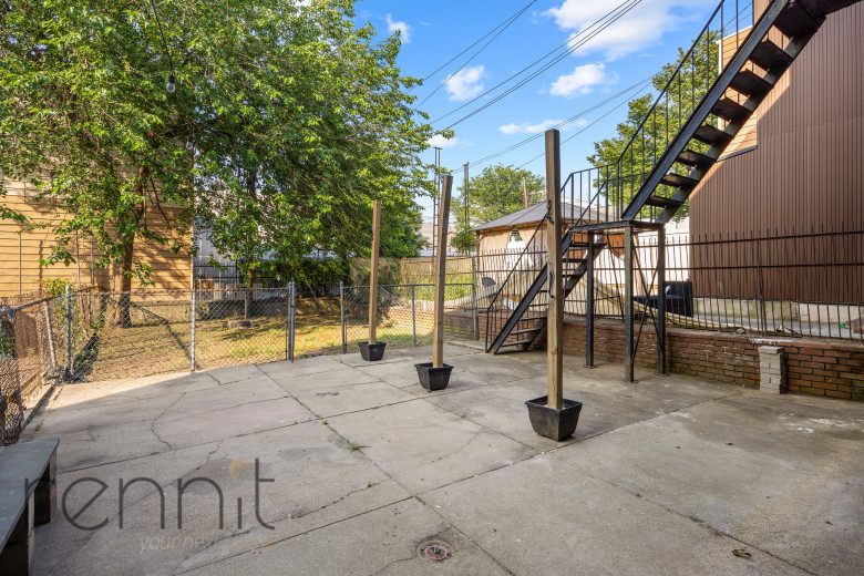 60-85 54th St, Apt 1L Image 2