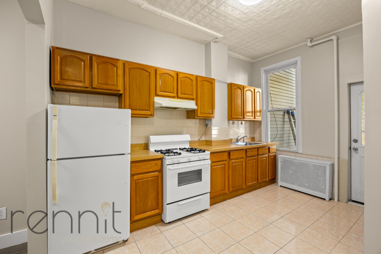 60-85 54th St, Apt 1L Image 3