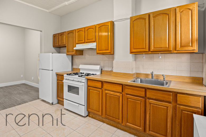 60-85 54th St, Apt 1L Image 5