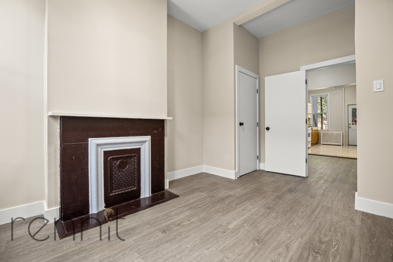 60-85 54th St, Apt 1L Image 8