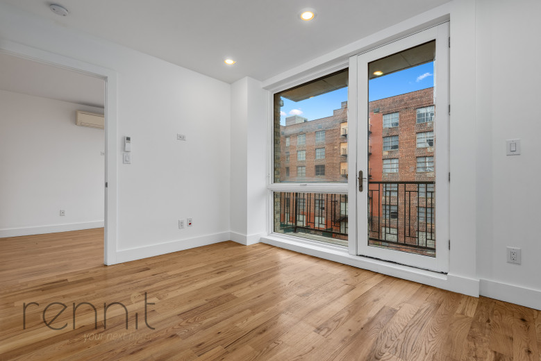 676 New York Ave, Apt 6B Image 2