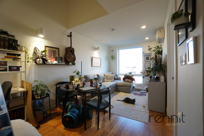 676 New York Ave, Apt 6B Image 4