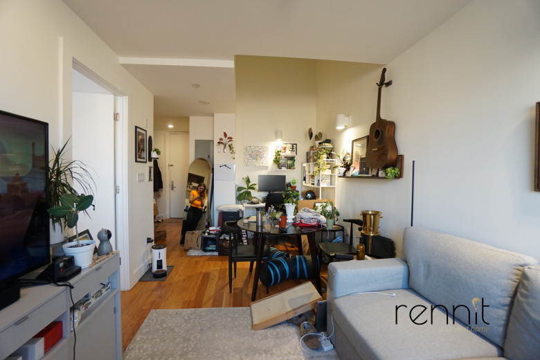 676 New York Ave, Apt 6B Image 5