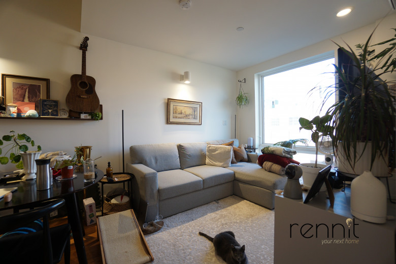 676 New York Ave, Apt 6B Image 8