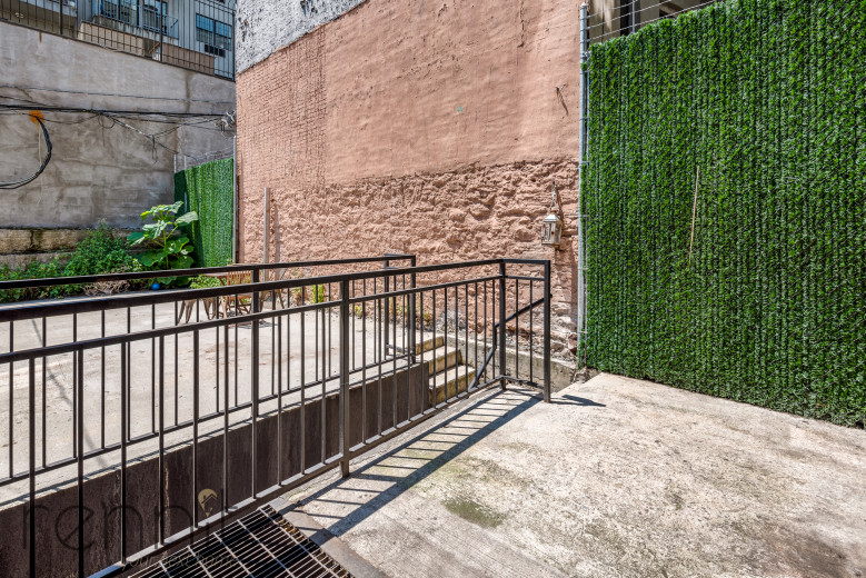 396 S 5th St, Apt 4A Image 16