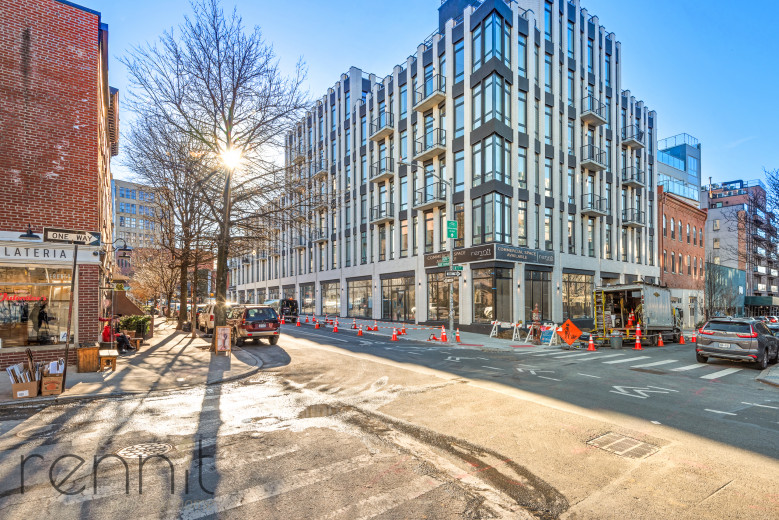 296 Wythe Ave, Apt Commercial Image 1
