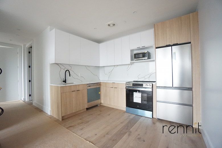 2404 Cortelyou Rd, Apt 703 Image 7