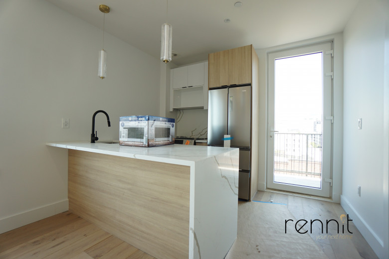 2404 Cortelyou Rd, Apt 701 Image 3