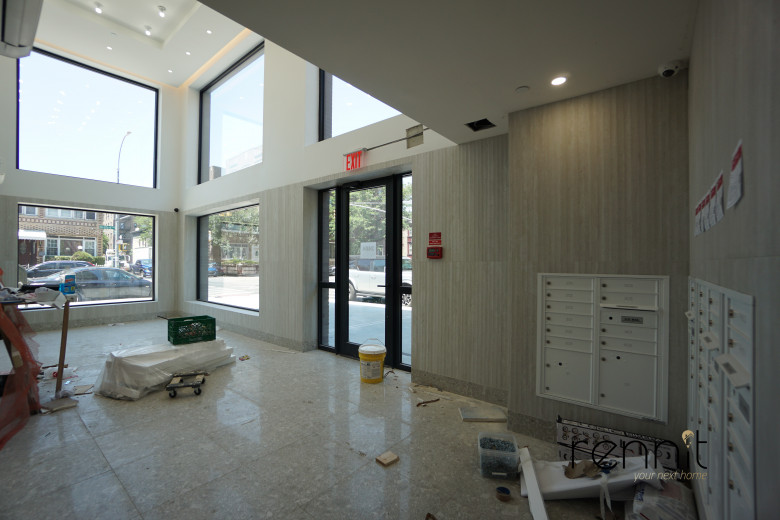 2404 Cortelyou Rd, Apt 305 Image 13
