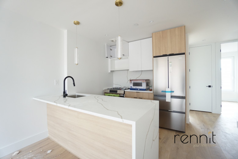 2404 Cortelyou Rd, Apt 305 Image 5