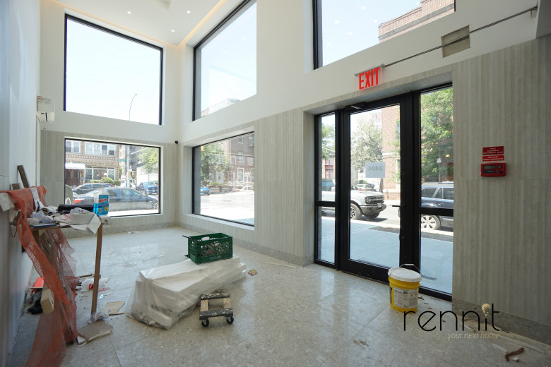 2404 Cortelyou Rd, Apt 305 Image 9