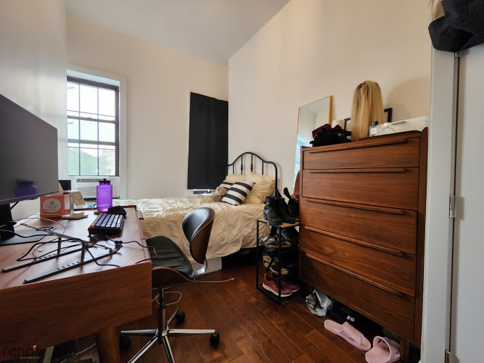 640 Kosciuszko St, Apt 3L Image 11
