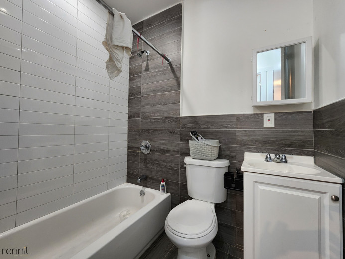 640 Kosciuszko St, Apt 3L Image 12