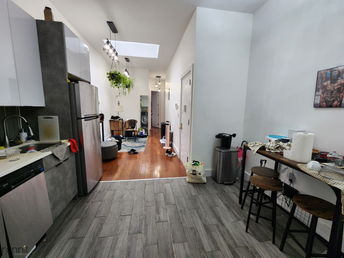 640 Kosciuszko St, Apt 3L Image 15
