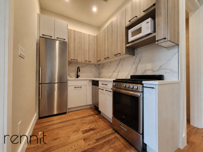 1525 St Johns Pl, Apt 4A Image 8