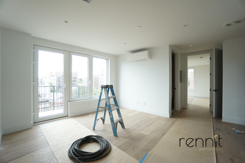 2404 Cortelyou Rd, Apt 301 Image 4