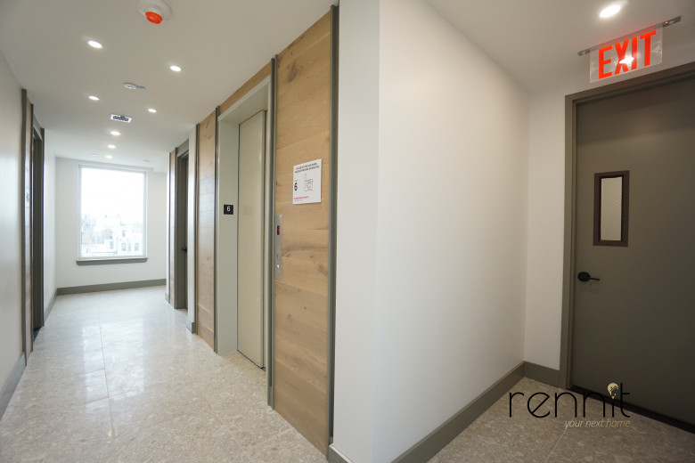 2404 Cortelyou Rd, Apt 302 Image 11