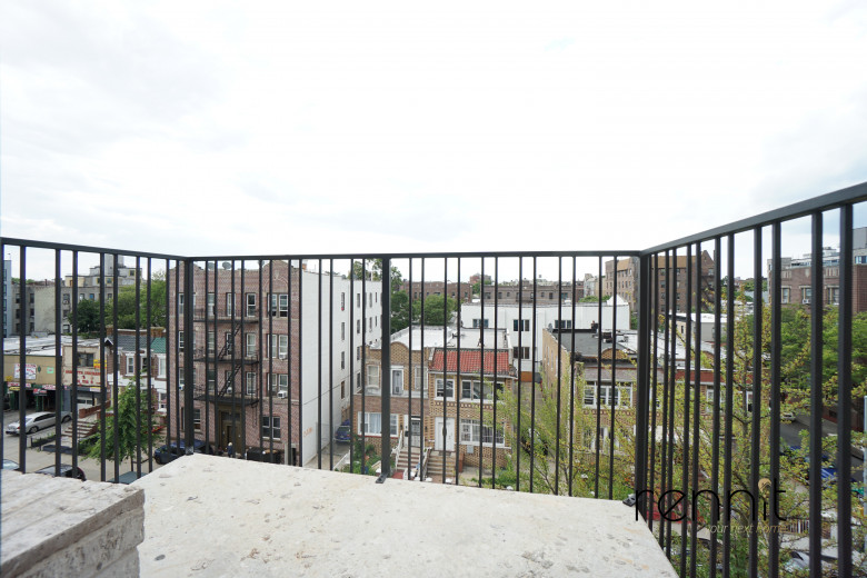 2404 Cortelyou Rd, Apt 302 Image 5