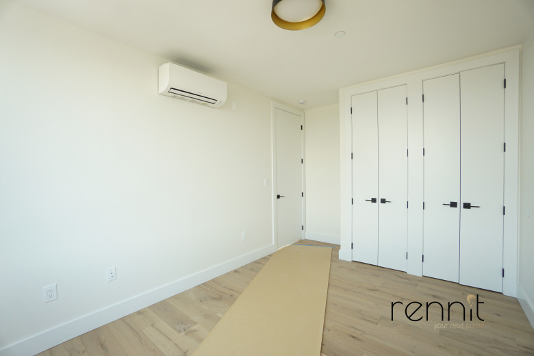 2404 Cortelyou Rd, Apt 302 Image 7