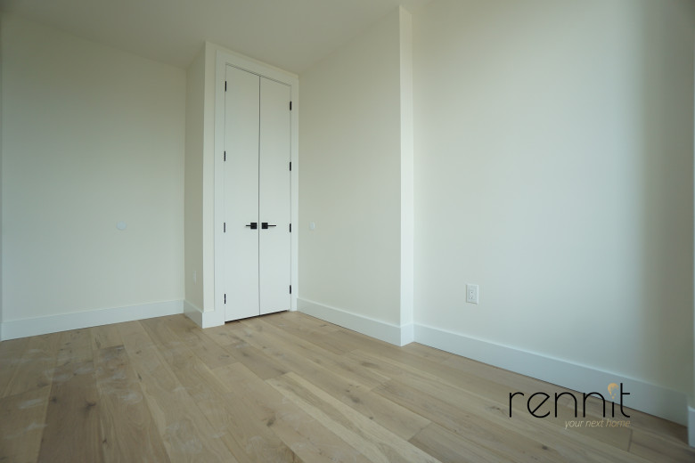 2404 Cortelyou Rd, Apt 405 Image 8