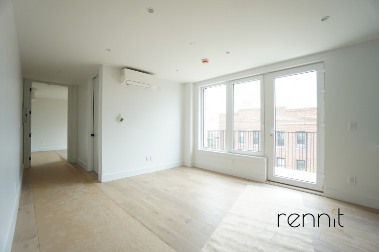 2404 Cortelyou Rd, Apt 406 Image 2