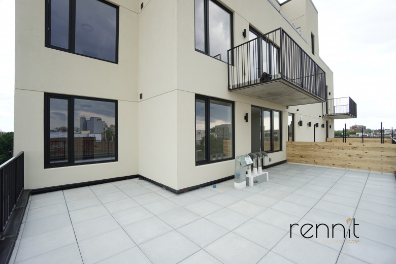 2404 Cortelyou Rd, Apt 603 Image 5