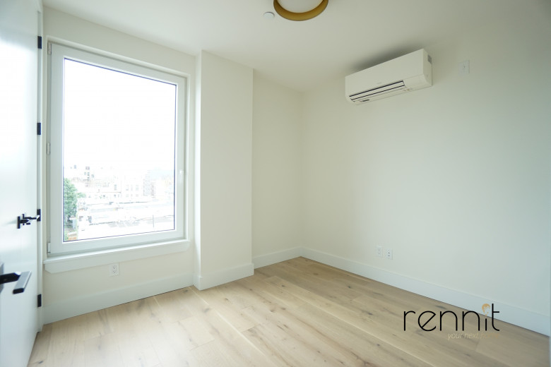2404 Cortelyou Rd, Apt 504 Image 7
