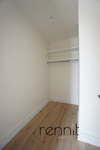 2404 Cortelyou Rd, Apt 504 Image 10