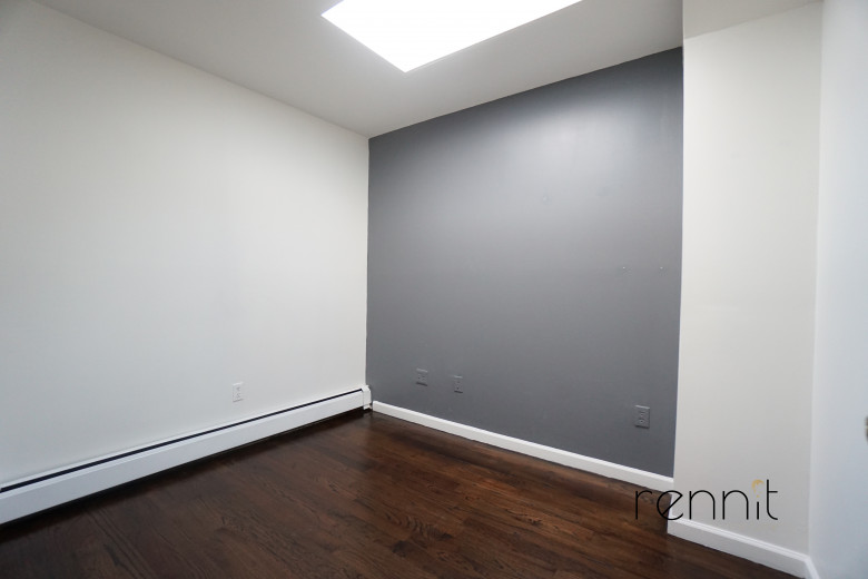 1305 Gates Ave, Apt 3 Image 10