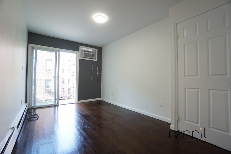 1305 Gates Ave, Apt 3 Image 6