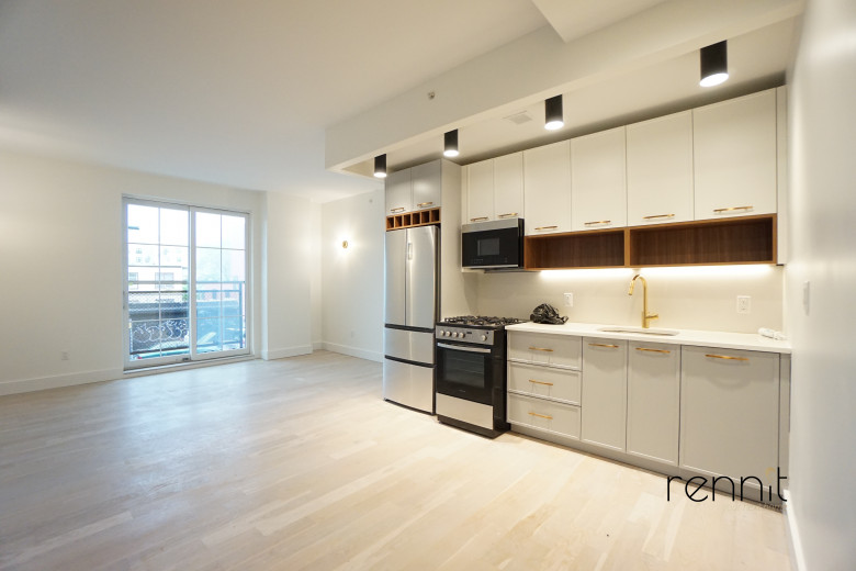 933 Rogers Ave, Apt 2B Image 7