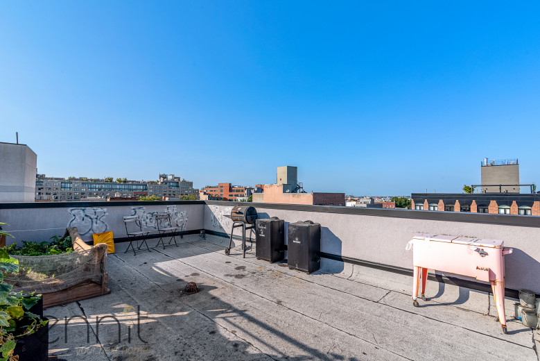 669 Bushwick Ave, Apt 4B Image 16
