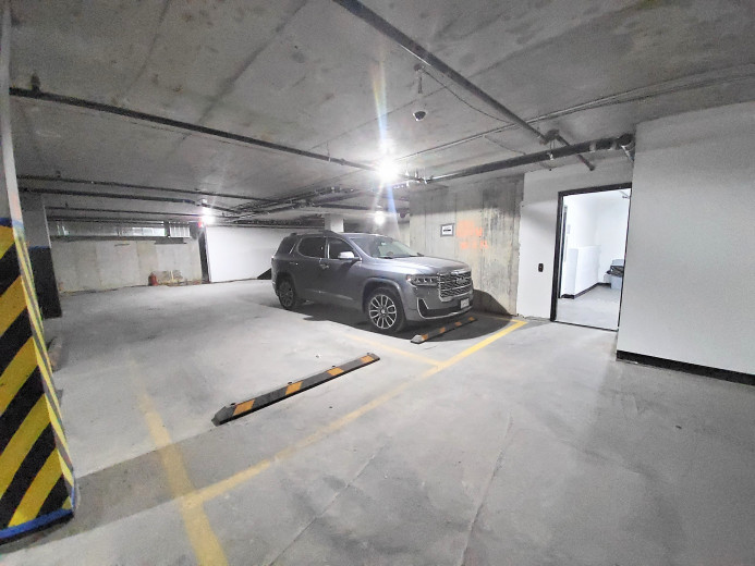 33 Little Nassau St, Apt 901 Image 15