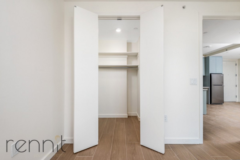 33 Little Nassau St, Apt 901 Image 8