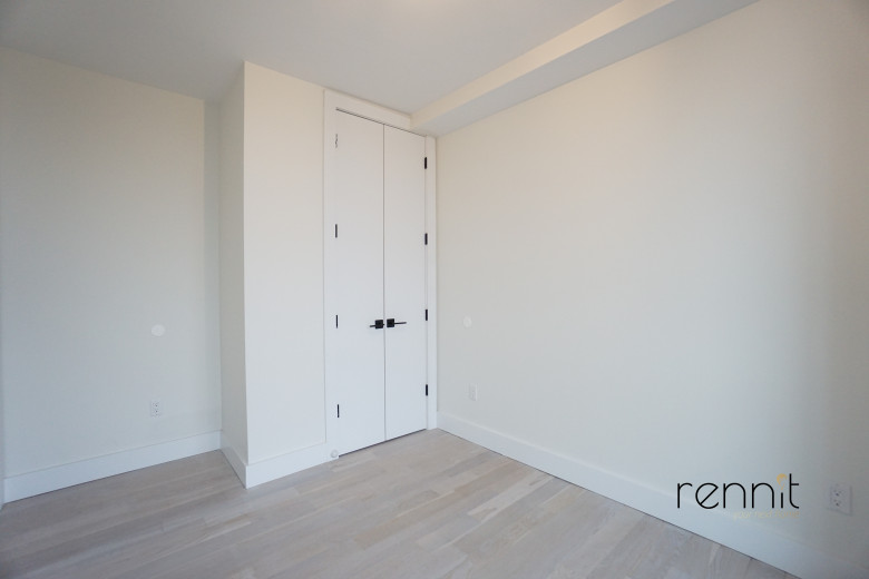937 Rogers Ave, Apt 6B Image 9