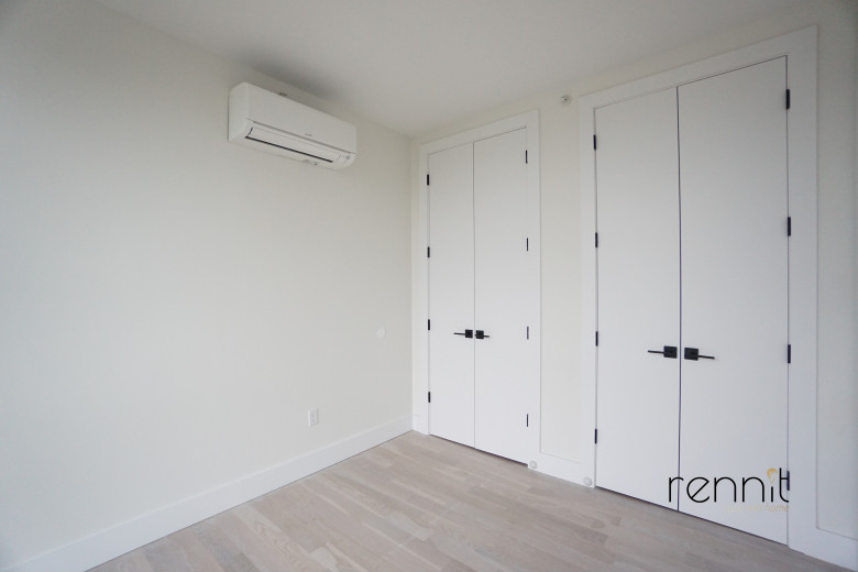 937 Rogers Ave, Apt 6B Image 6