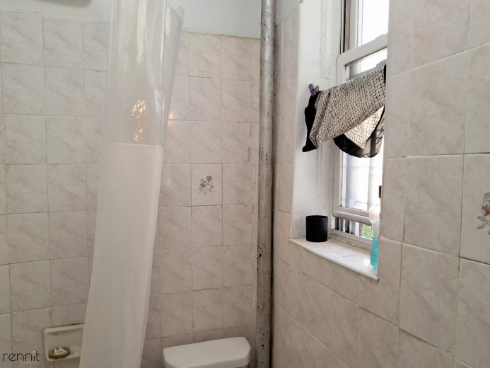 245 Midwood St, Apt 1 Image 12